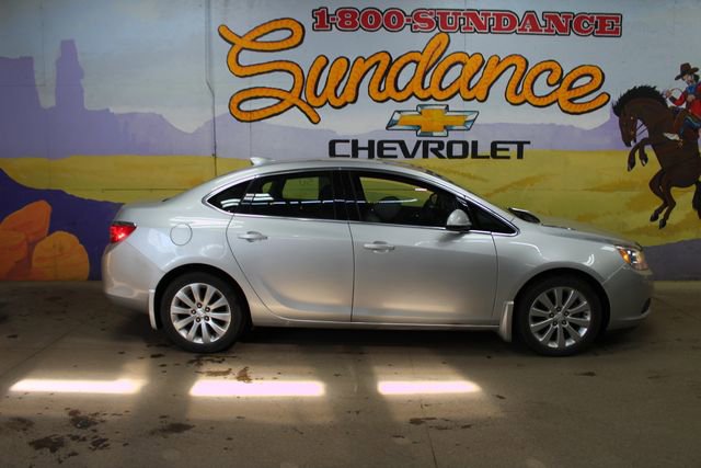 Used 2017 Buick Verano FWD image 1