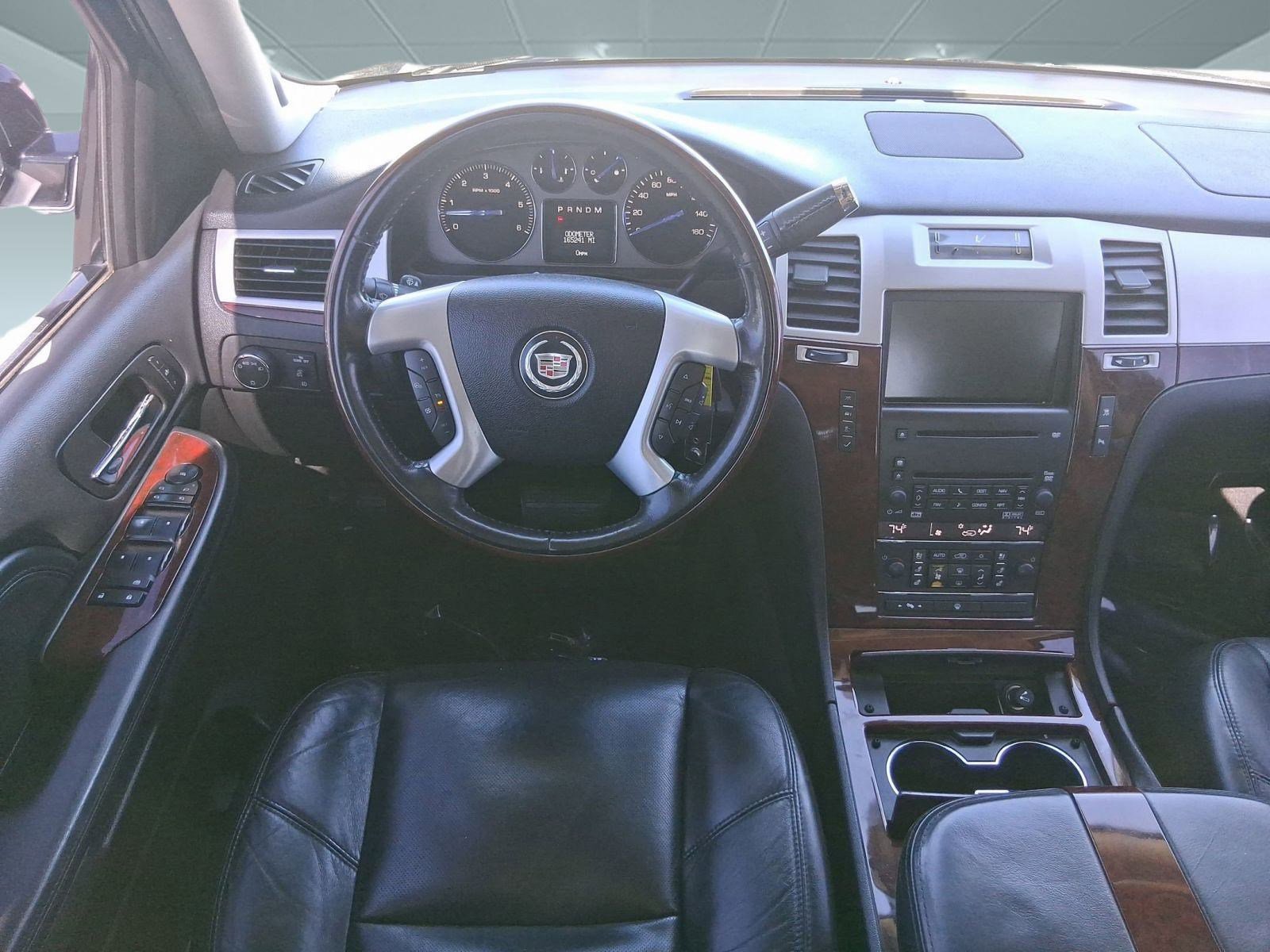 Used 2008 Cadillac Escalade EXT image 22