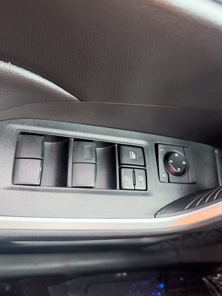 Used 2023 Toyota RAV4 LE FWD image 34