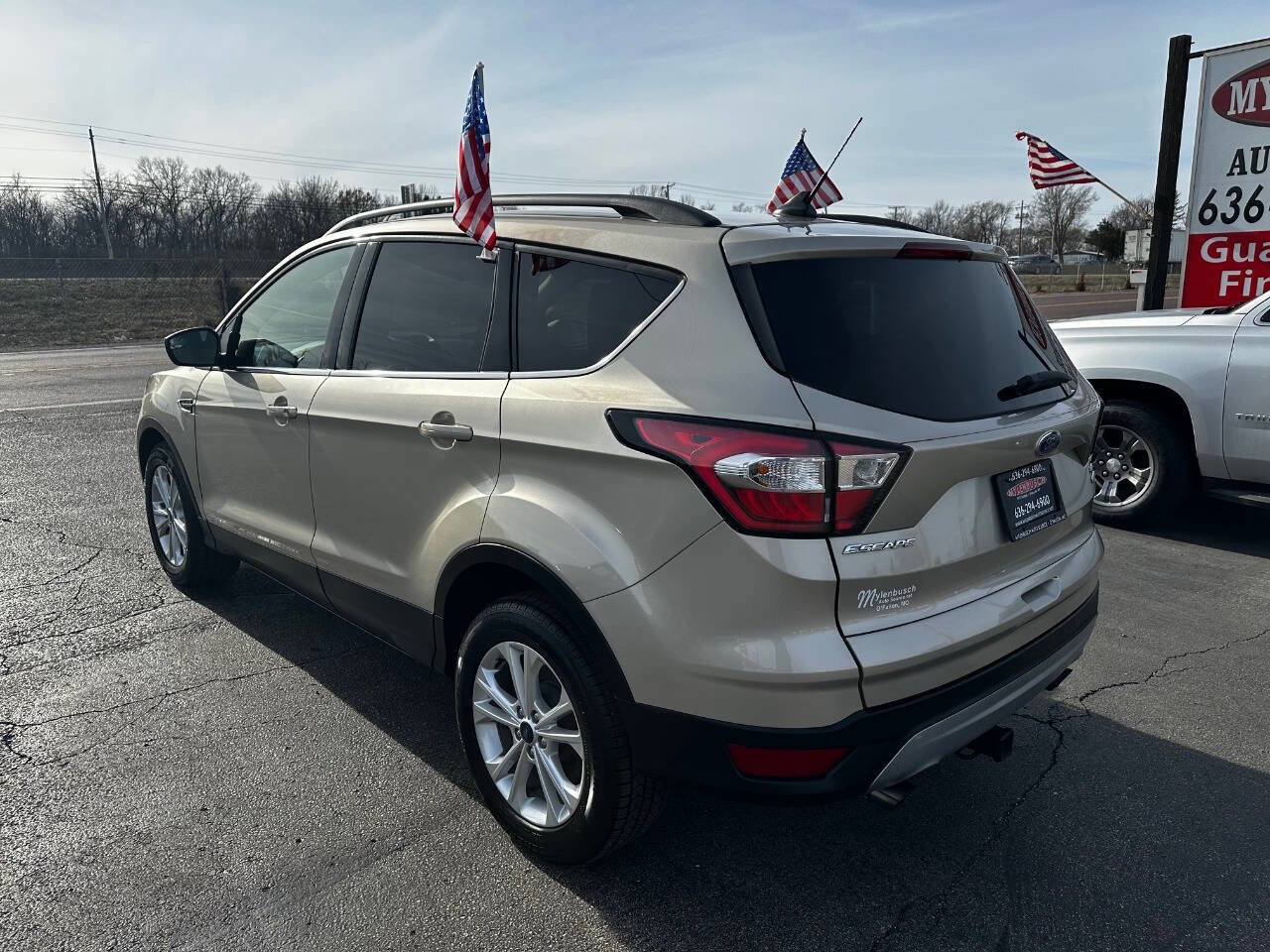 Used 2018 Ford Escape SEL image 8