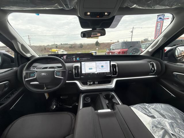 New 2025 Ford Expedition Max Platinum w/ Platinum Ultimate Package image 16