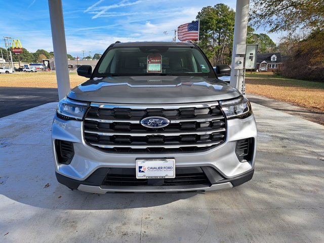 Certified 2025 Ford Explorer Active image 2
