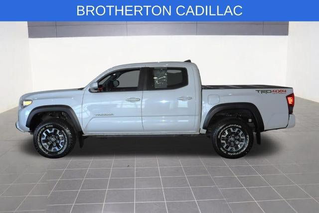 Used 2018 Toyota Tacoma TRD Off-Road w/ Technology Package AWD/4WD image 2