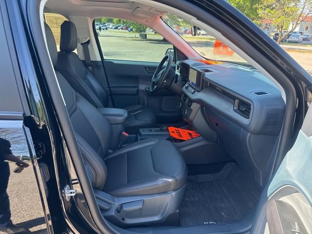 Used 2023 Ford Maverick Lariat w/ Lariat Luxury Package image 15