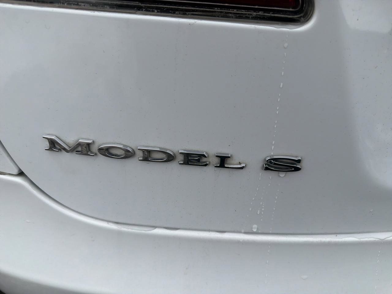 Used 2015 Tesla Model S 85D image 7