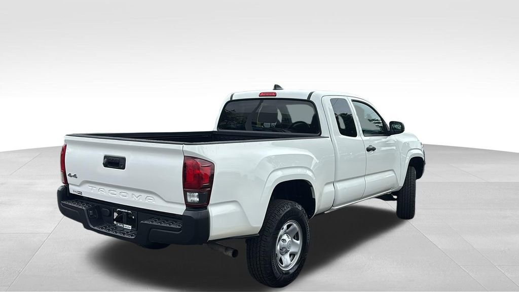 Used 2021 Toyota Tacoma SR AWD/4WD image 7