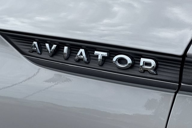 Used 2022 Lincoln Aviator Reserve w/ Elements Package Plus AWD/4WD image 52