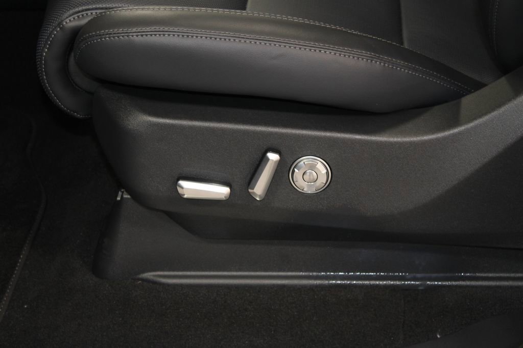 New 2025 Lincoln Navigator Reserve w/ Jet Appearance Package image 25