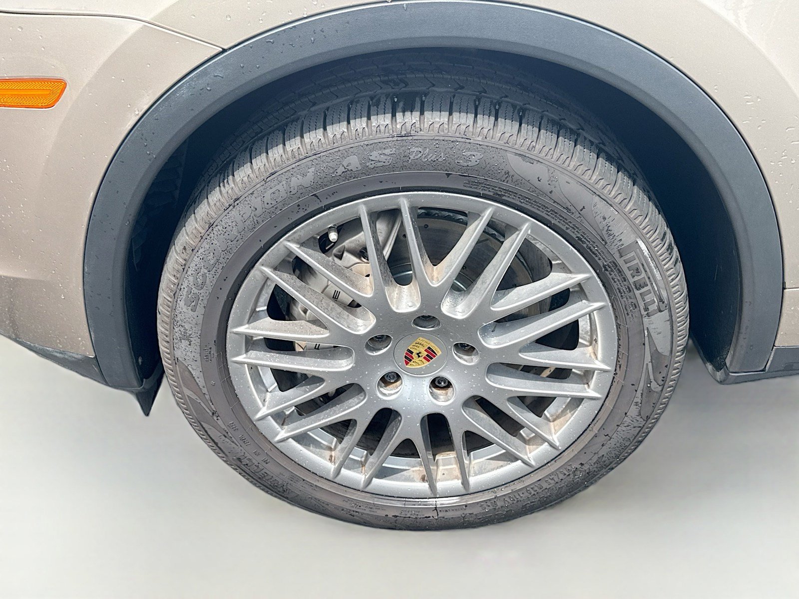 Used 2018 Porsche Cayenne S w/ Premium Package Plus AWD/4WD image 33
