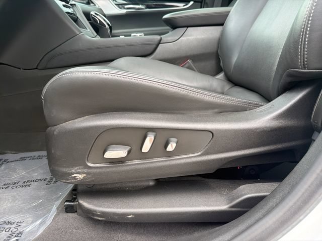 Used 2024 Cadillac XT6 Premium Luxury AWD/4WD image 24