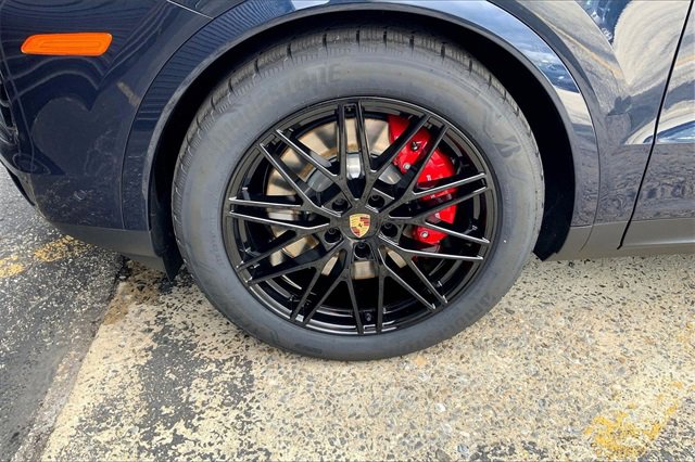 New 2026 Porsche Cayenne S image 15