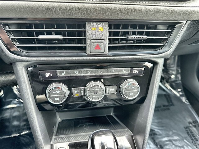 Used 2024 Volkswagen Taos SE image 17