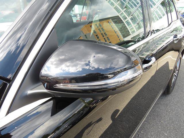 Used 2025 Mercedes-Benz GLB 35 AMG 4MATIC image 27