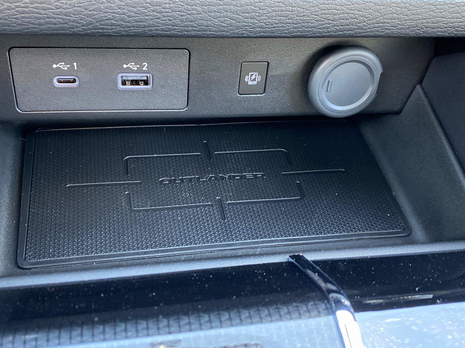 New 2025 Mitsubishi Outlander 4WD Plug-In Hybrid image 13