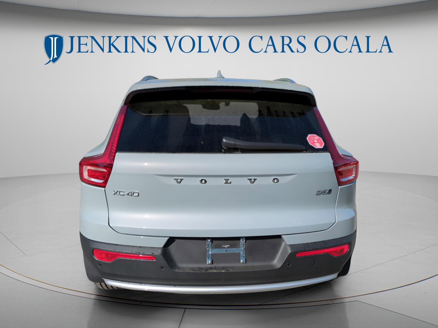 New 2025 Volvo XC40 B5 Core w/ Protection Package Premier image 4