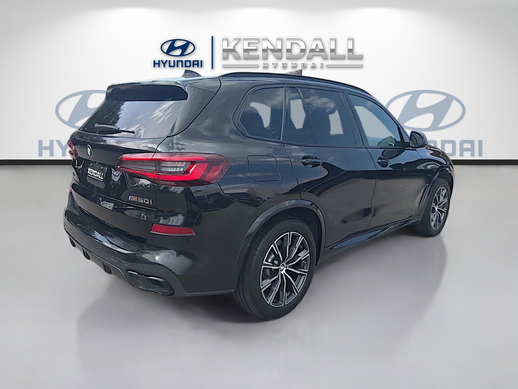 Used 2021 BMW X5 M50i w/ Executive Package AWD/4WD image 6
