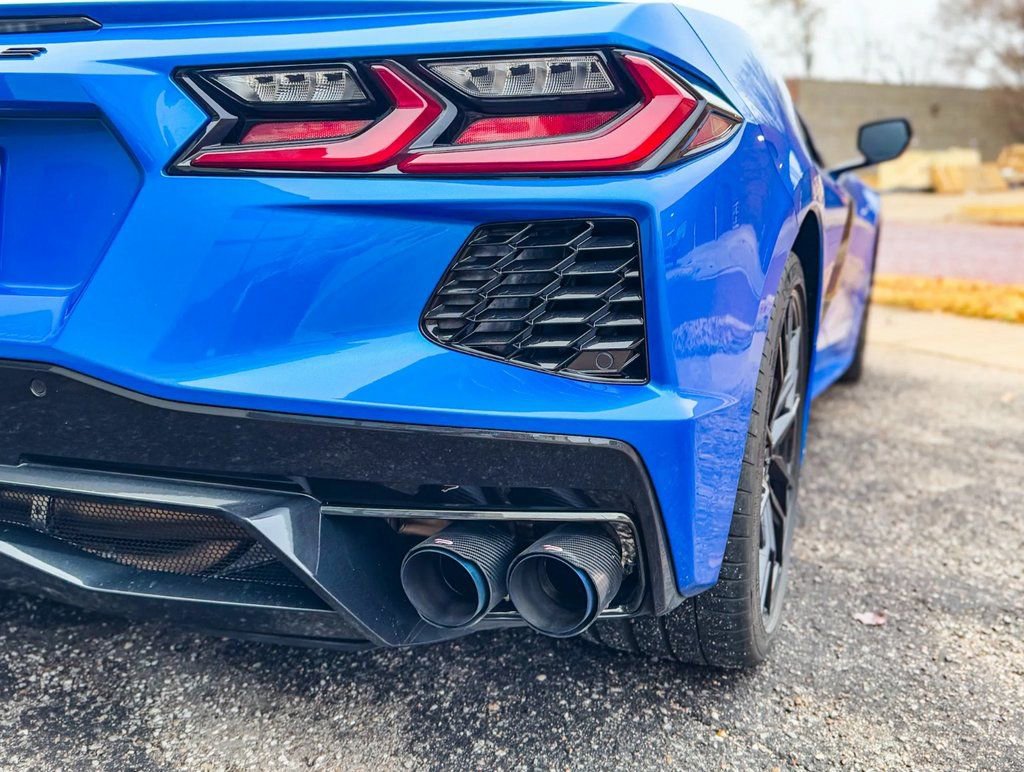 Used 2024 Chevrolet Corvette Stingray Premium Conv w/ Z51 Performance Package image 4