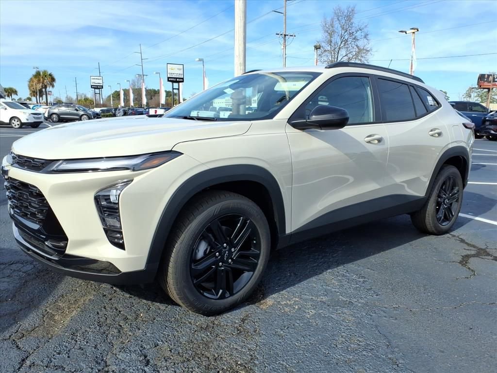 New 2026 Chevrolet Trax LT w/ Driver Confidence Package image 8