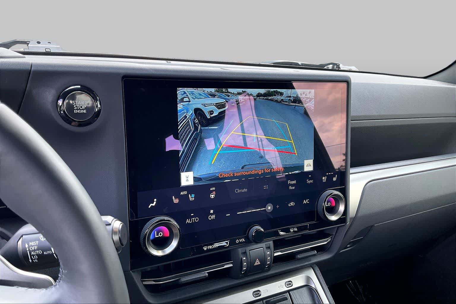 Used 2025 Lexus GX 550 w/ Cold Area Package AWD/4WD image 21