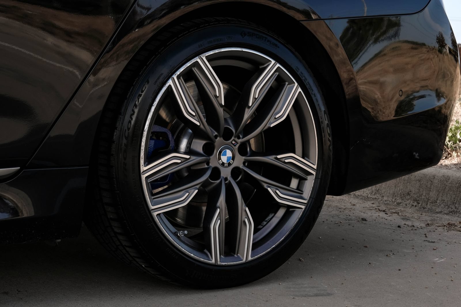 Used 2018 BMW M760i xDrive AWD/4WD image 62