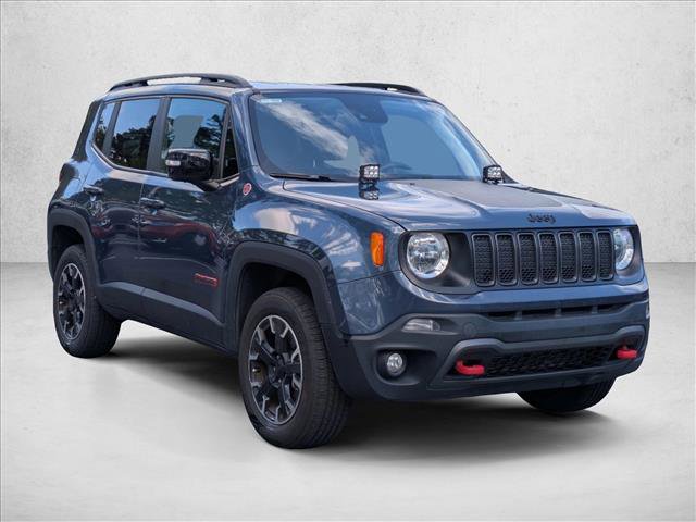 Used 2023 Jeep Renegade Trailhawk image 3