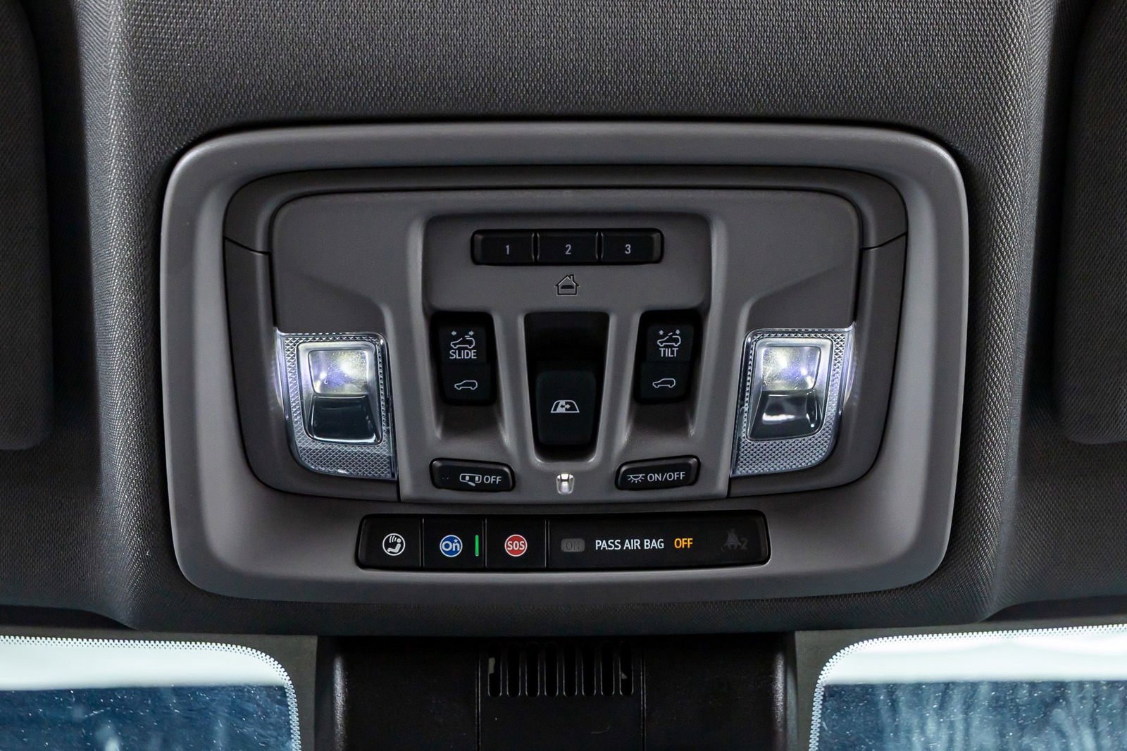 Used 2025 GMC Sierra 1500 Denali AWD/4WD image 29