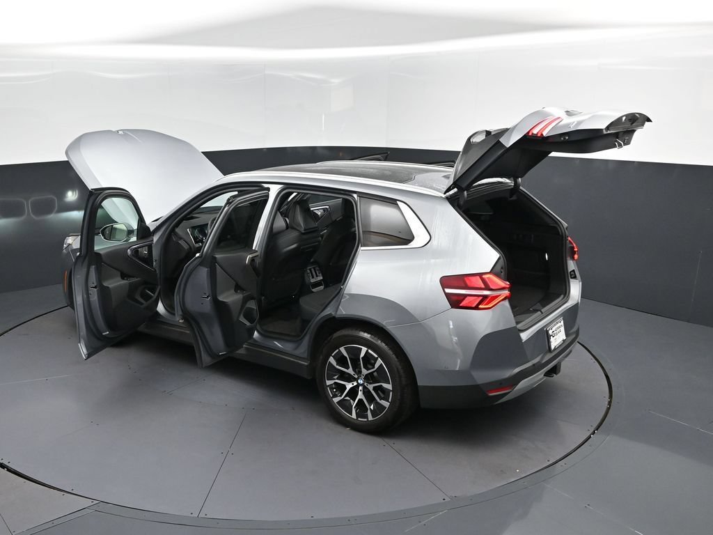 Certified 2025 BMW X3 xDrive30i w/ Premium Package AWD/4WD image 47