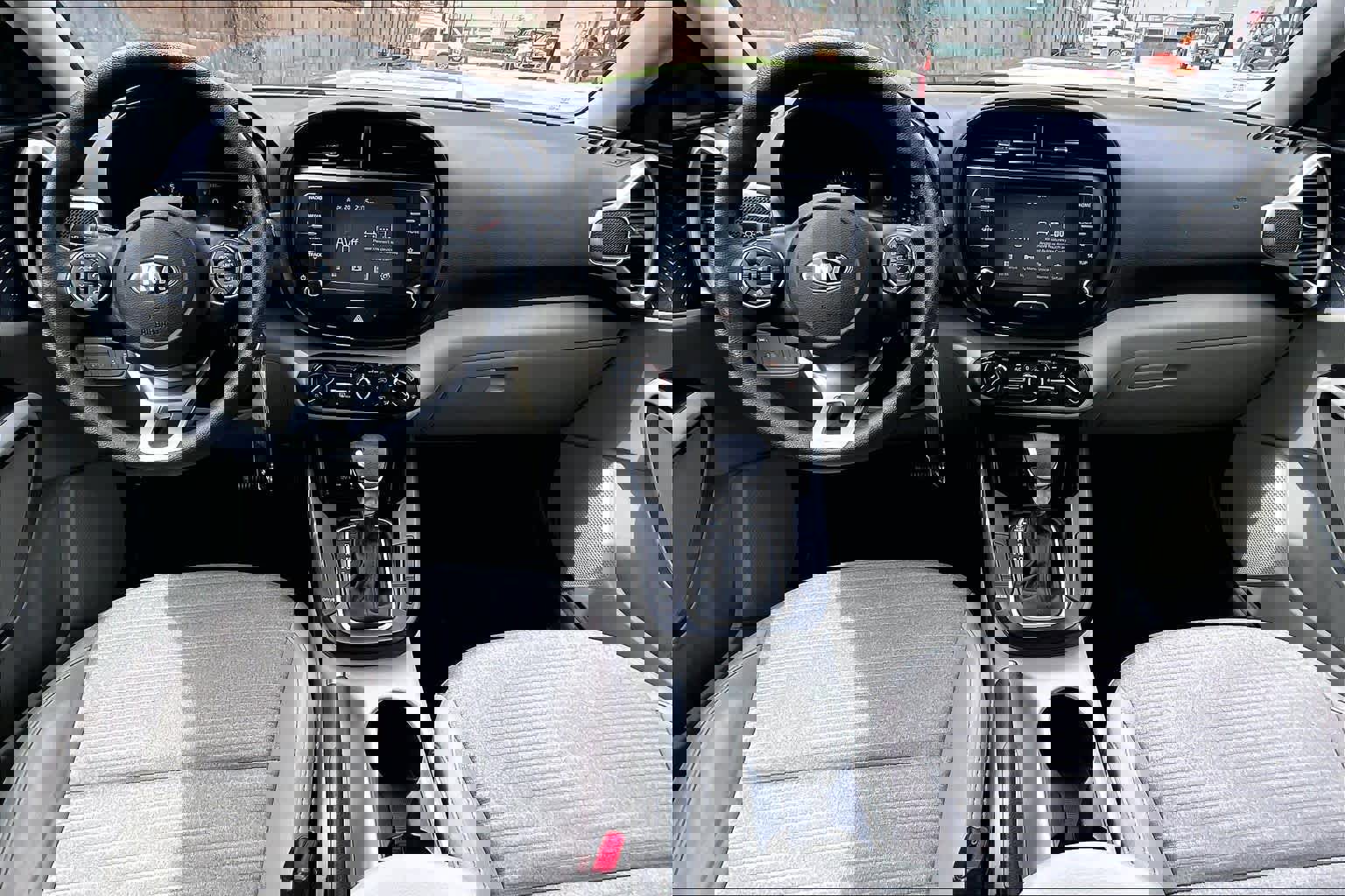 Certified 2020 Kia Soul S image 15