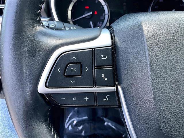Used 2022 Toyota Highlander XLE FWD image 20