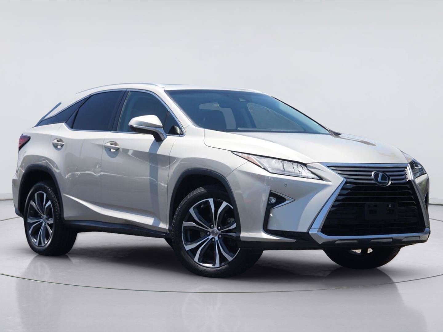 Used 2017 Lexus RX 350 FWD w/ Premium Package image 2