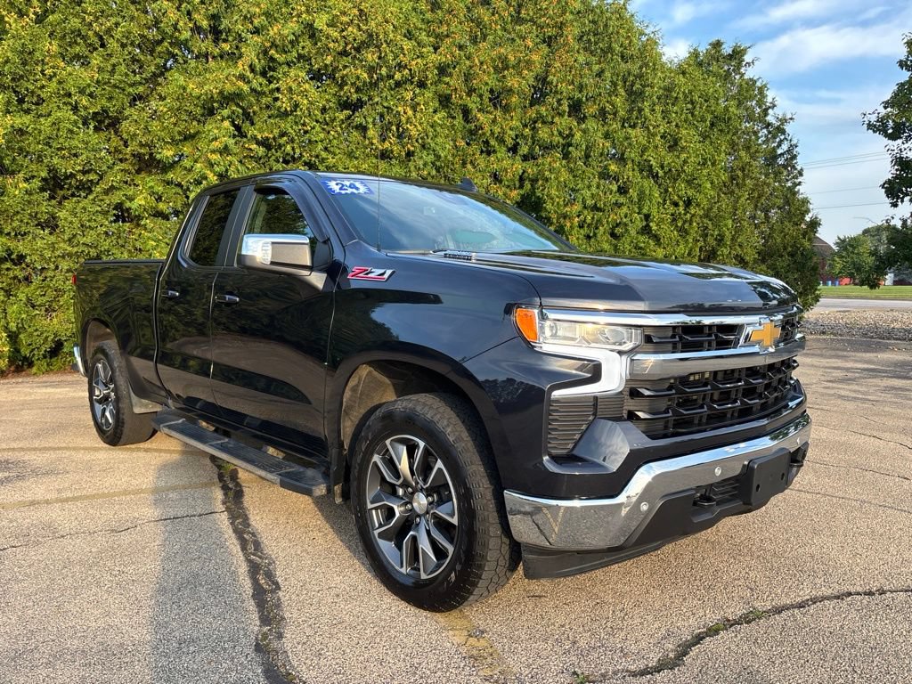 Used 2024 Chevrolet Silverado 1500 LT