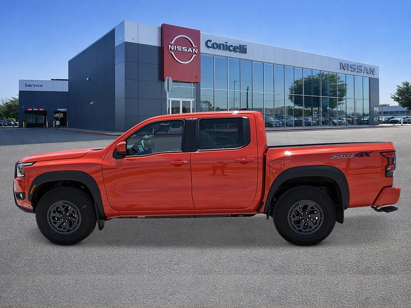 New 2025 Nissan Frontier PRO-4X AWD/4WD image 2