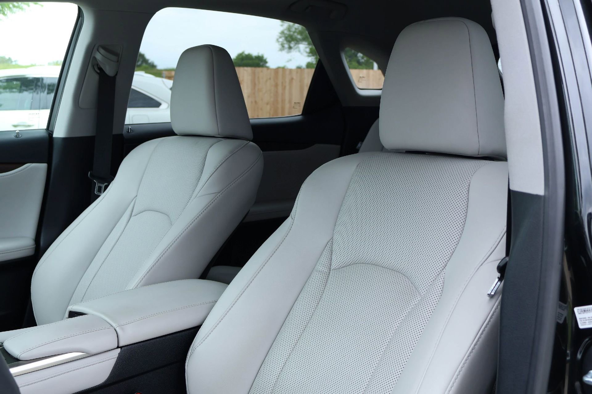 Used 2022 Lexus RX 350 FWD w/ Premium Package image 11