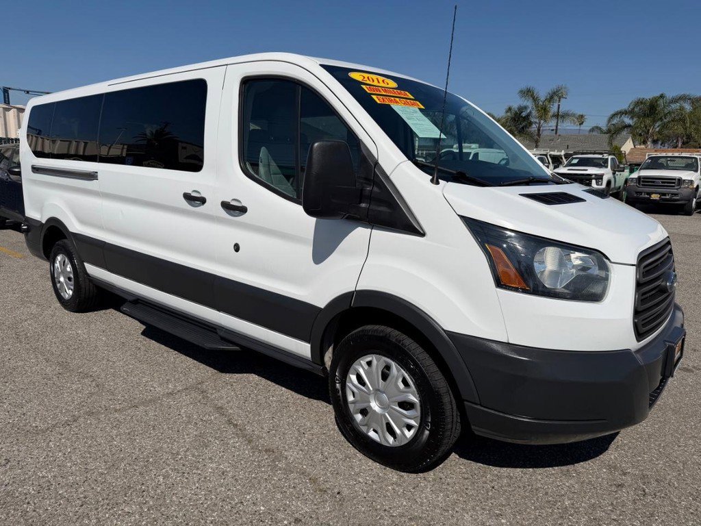 Used 2016 Ford Transit 350 XL image 3