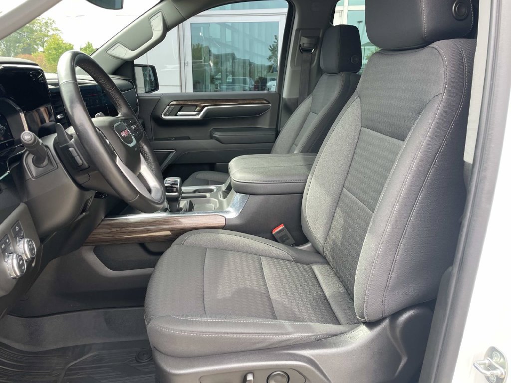 Used 2023 GMC Sierra 1500 Elevation AWD/4WD image 17