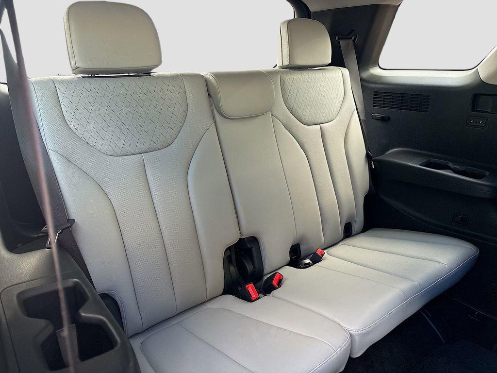 Used 2020 Hyundai Palisade SEL w/ Premium Package image 27