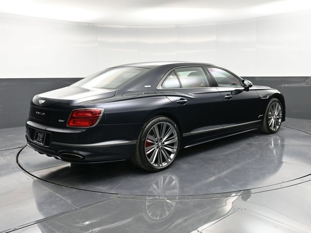 Used 2025 Bentley Flying Spur Plug-In Hybrid image 8