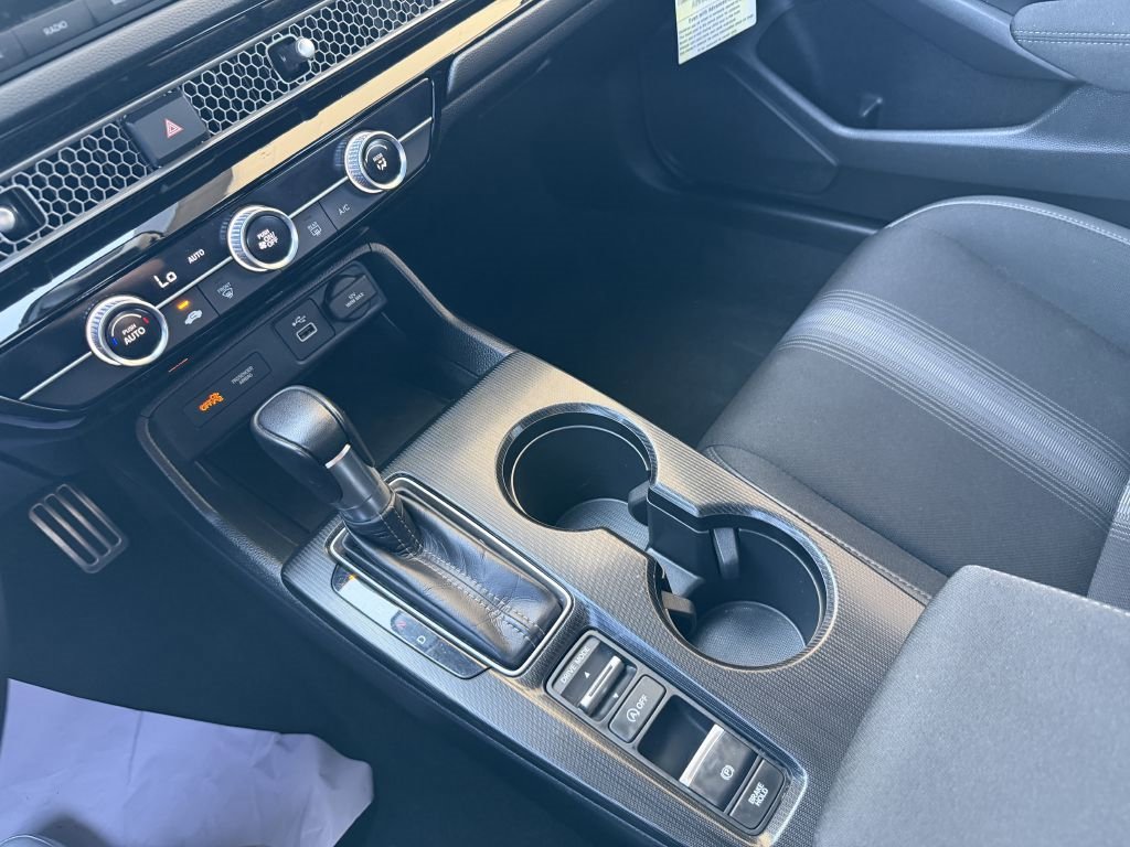 Used 2024 Honda Civic Sport image 17