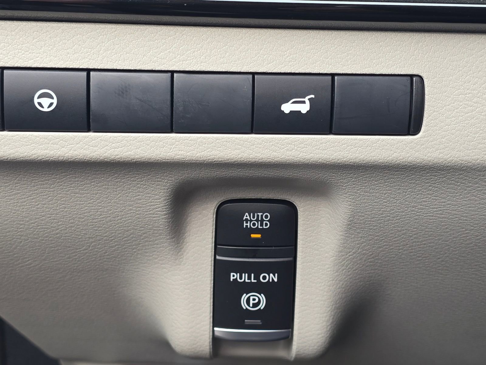 Used 2025 Nissan Murano SV AWD/4WD image 22