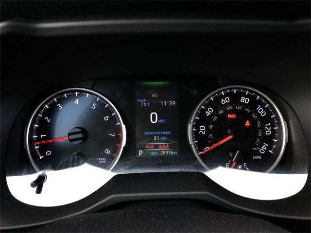 Used 2022 Toyota RAV4 LE image 15