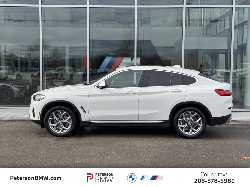 Used 2023 BMW X4 xDrive30i w/ Premium Package image 3