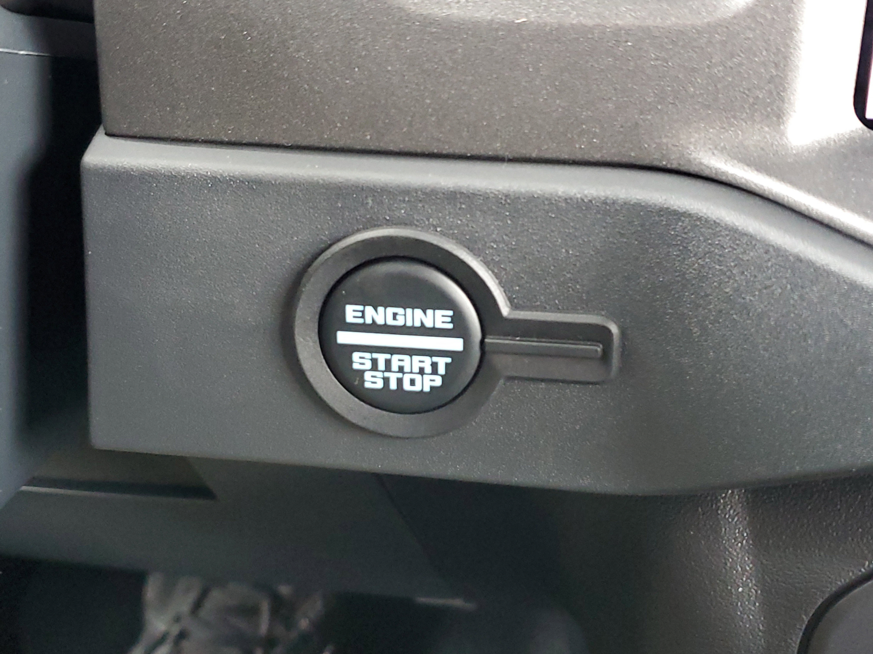 New 2025 Ford Bronco 4-Door AWD/4WD image 24
