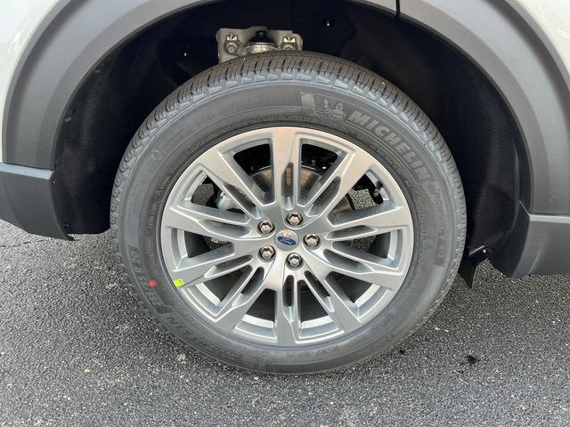 New 2026 Ford Explorer Active w/ Active Comfort Package AWD/4WD image 10