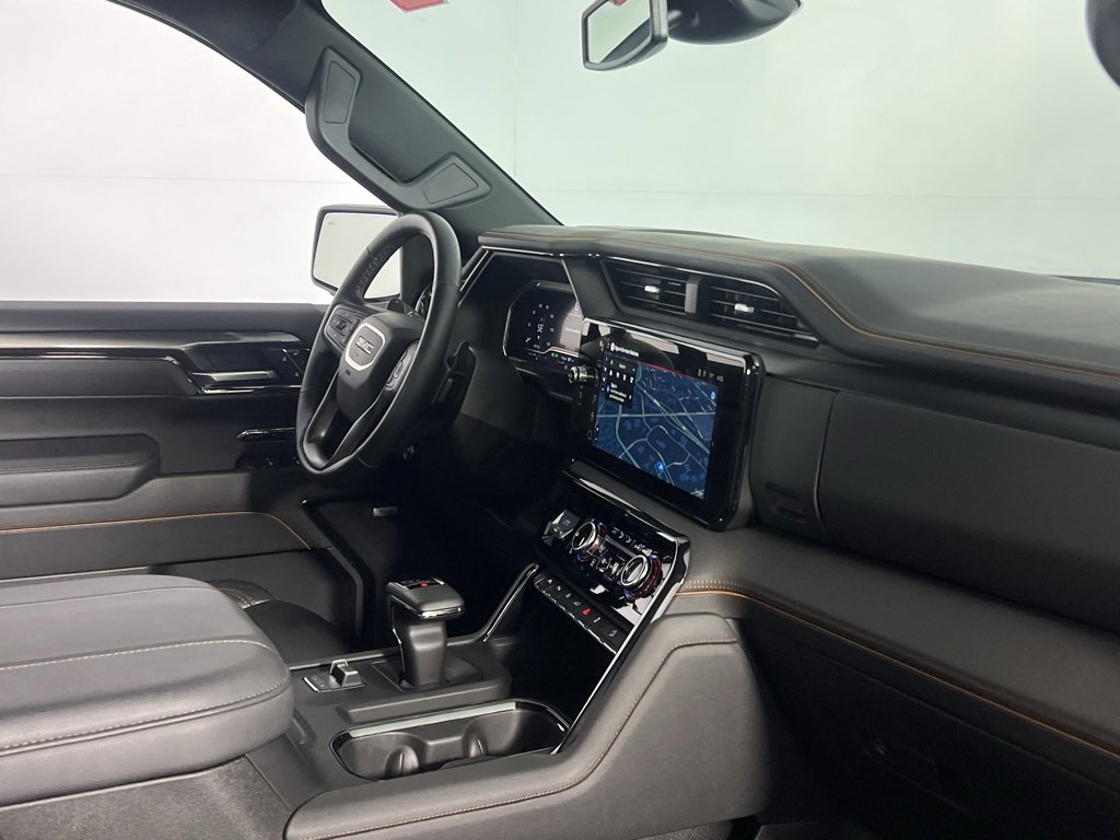 Used 2025 GMC Sierra 1500 AT4 image 29
