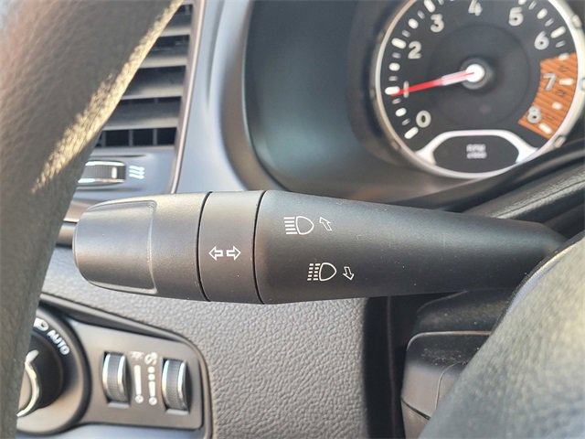 Used 2023 Jeep Renegade Latitude w/ Sun/Sound Group image 16