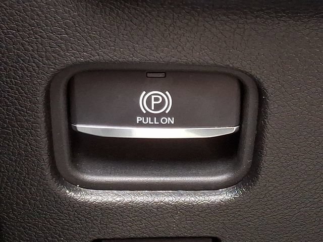 Used 2024 Jeep Grand Cherokee L Altitude AWD/4WD image 25