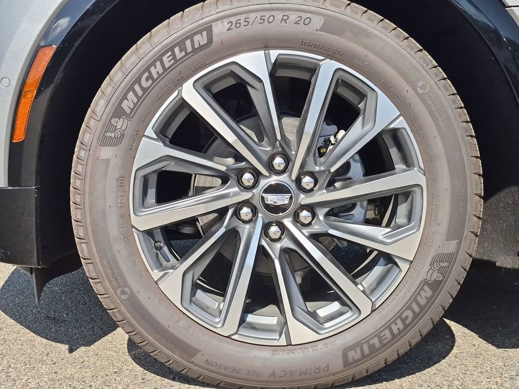 Used 2026 Cadillac Lyriq Sport AWD/4WD image 26