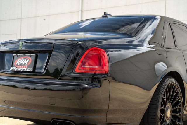 Used 2013 Rolls-Royce Ghost RWD image 11