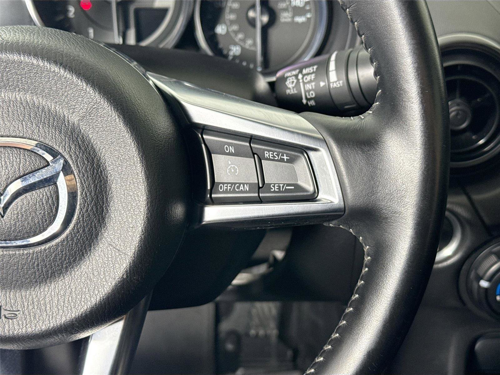 Used 2020 MAZDA MX-5 Miata Club image 21