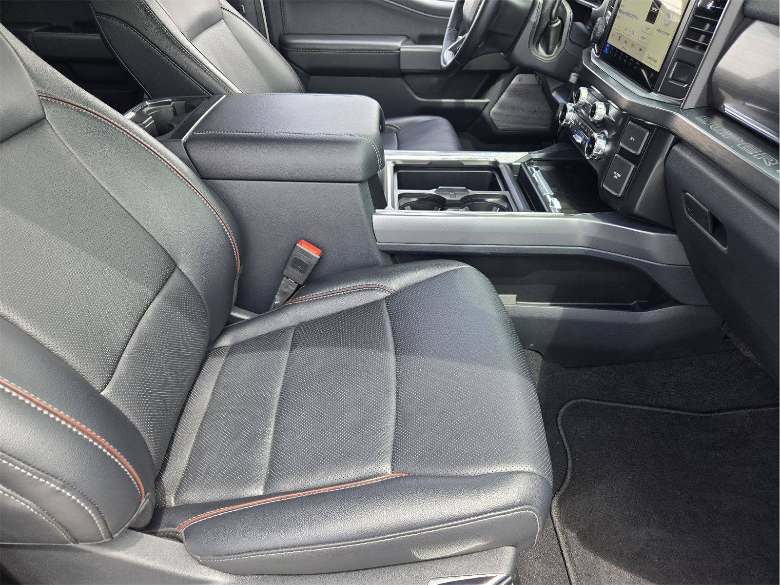 Used 2024 Ford F250 Lariat w/ Lariat Ultimate Package AWD/4WD image 14